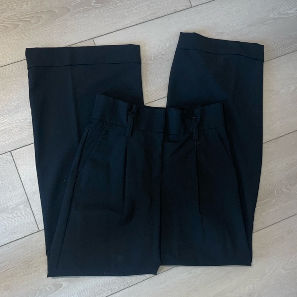 Never worn express design, studio wide leg dress slacks